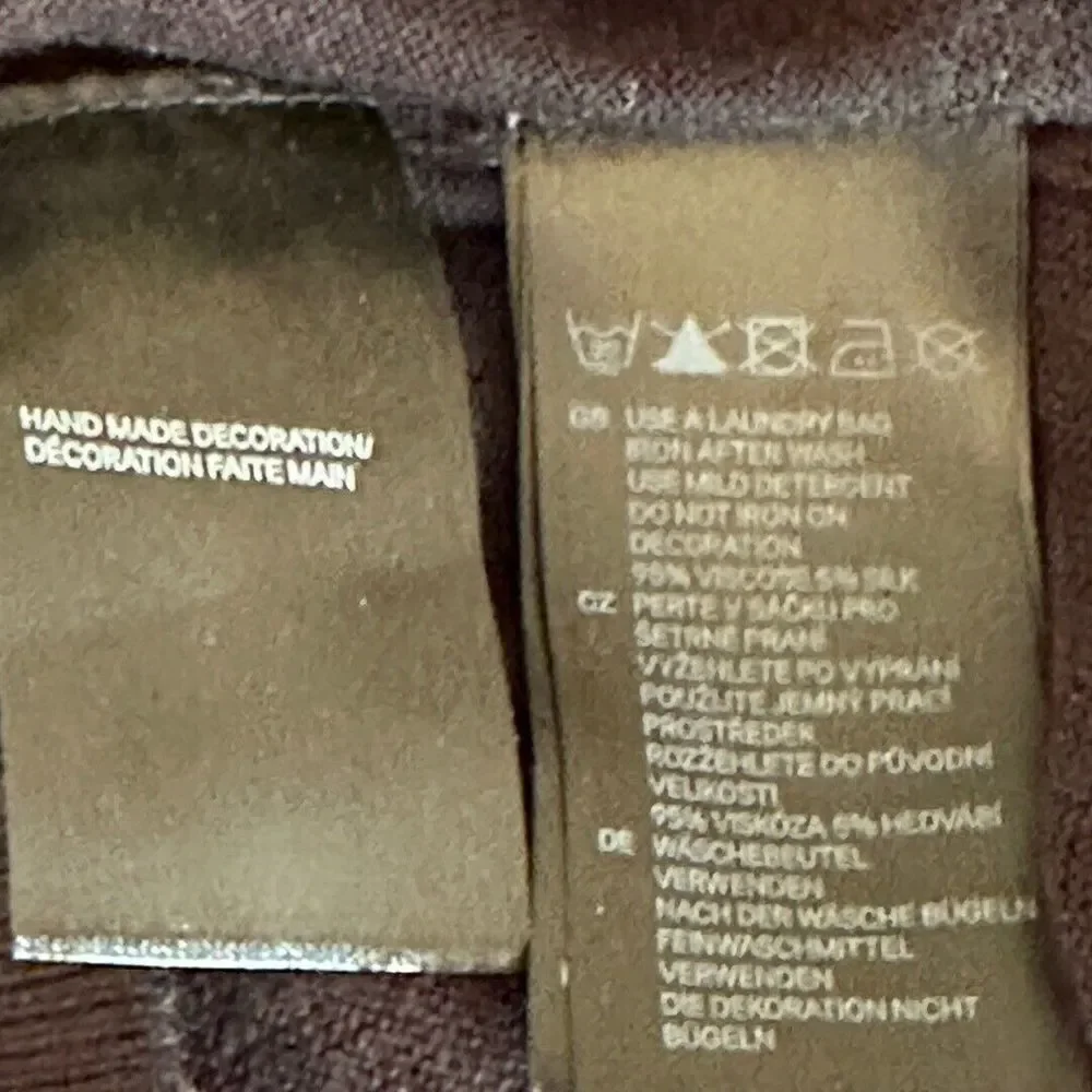 H&M Women’s Beaded Peter Pan Collar Lightweight Holiday Sweater Black XS - Picture 7 of 7